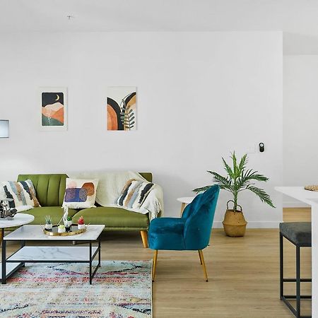 Cozysuites Glendale By The Stadium With Pool 03 Εξωτερικό φωτογραφία