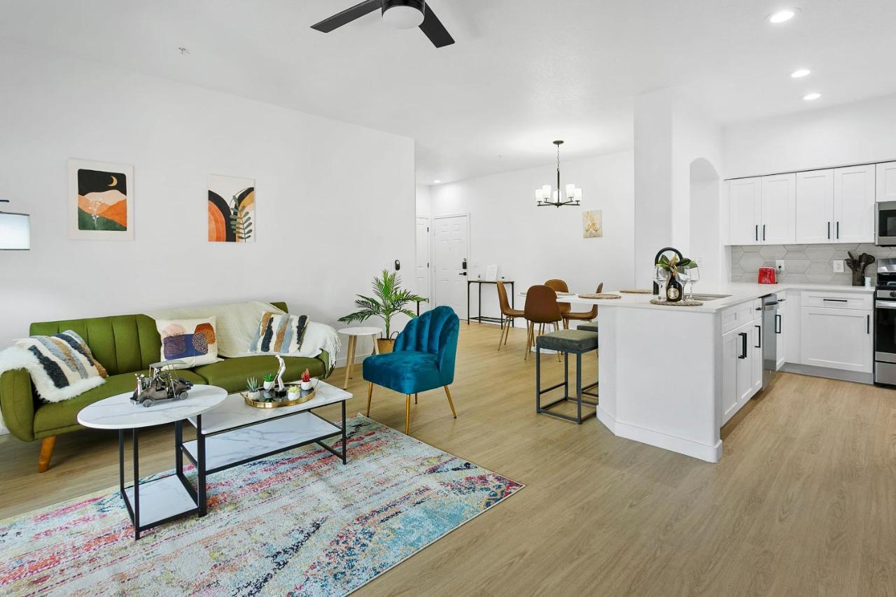 Cozysuites Glendale By The Stadium With Pool 03 Εξωτερικό φωτογραφία