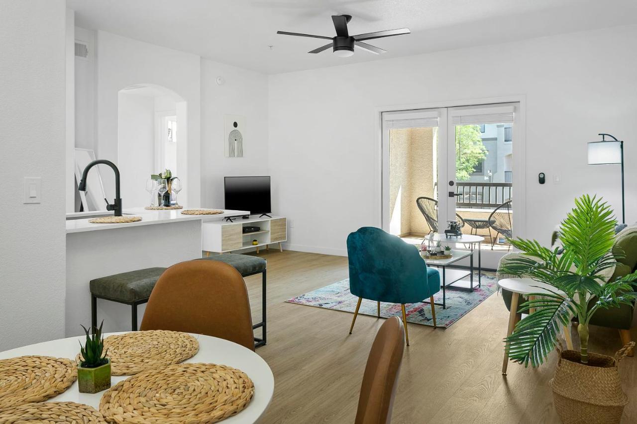 Cozysuites Glendale By The Stadium With Pool 03 Εξωτερικό φωτογραφία