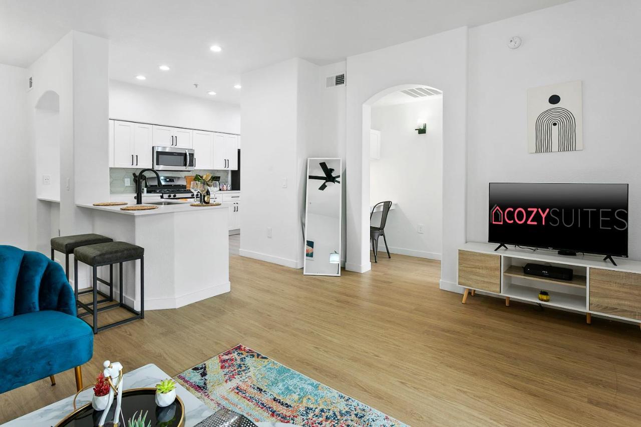 Cozysuites Glendale By The Stadium With Pool 03 Εξωτερικό φωτογραφία