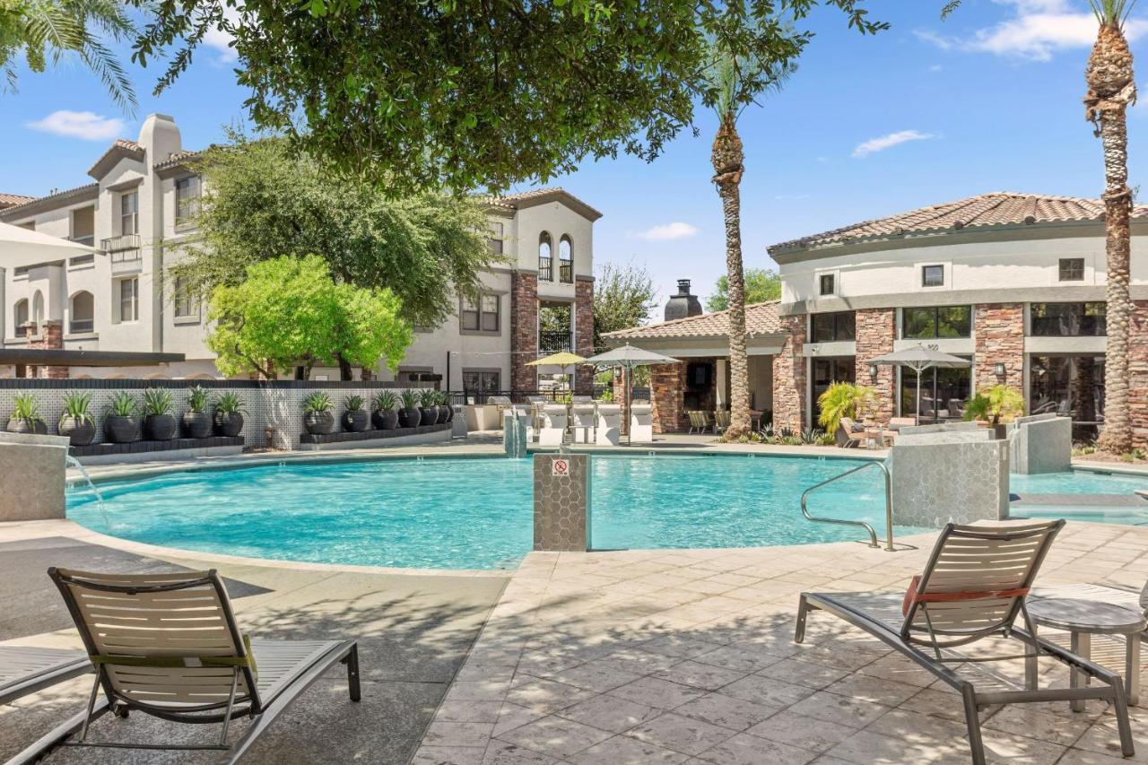 Cozysuites Glendale By The Stadium With Pool 03 Εξωτερικό φωτογραφία
